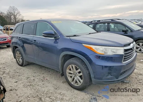 2016 Toyota Highlander Le z USA, uszkodzony, nr VIN 5TDBKRFH4GS311538